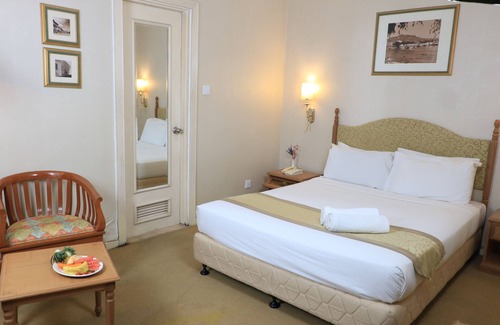 Kampung Lintang Hotel | Merdeka Palace Hotels & Suites