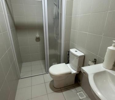 Masai Apartment | Meridin Bayvue 3 Bedroom