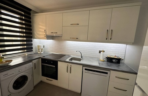 Alanya Apartment | merkezi konumda sahile 300 mt mesafede lüks daire
