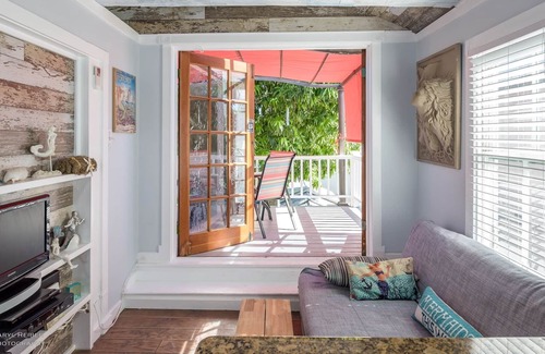 Uptown - Upper Duval House | Mermaid Cove- Family compound on Duval street. Sleeps up to 10