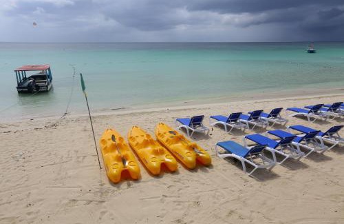 Negril Hotel | Merrils Beach Resort II