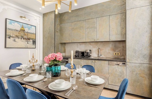 Paris City Center Apartment | Merveil Signature Suite - Victoria