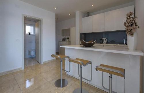 Crikvenica Apartment | Mery