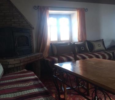 Taouz Bed & Breakfast | merzouga camp