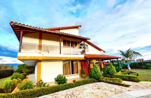 Los Santos Villa | Mesa de los santos Casa campestre La Victoria