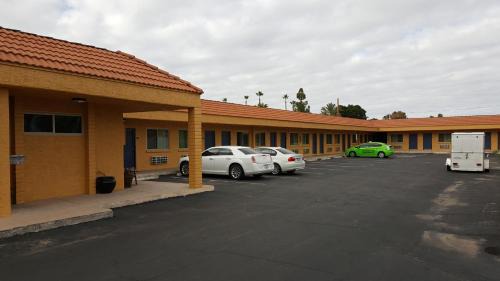 Mesa Hotel | Mesa Oasis Inn & Motel
