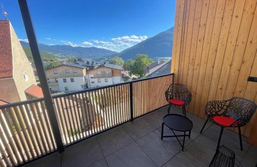 Rasa Apartment | MESNERHOF CHALET - Ruhe, Rückzug & Südtiroler Charme mit kostenlosem Parken in der Tiefgarage