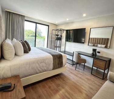 Zamora de Hidalgo Hotel | Meson del Valle