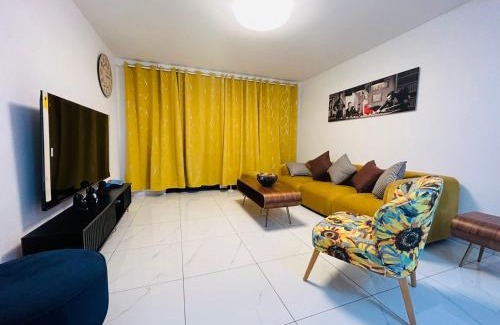 Unterrath Apartment | Messe HV-2