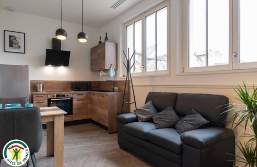Epernay Apartment | Metamorphose Champenoise "chardonnay"