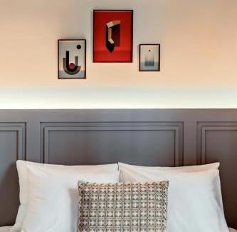 Municipality of Haarlem Hotel | Metzlr House