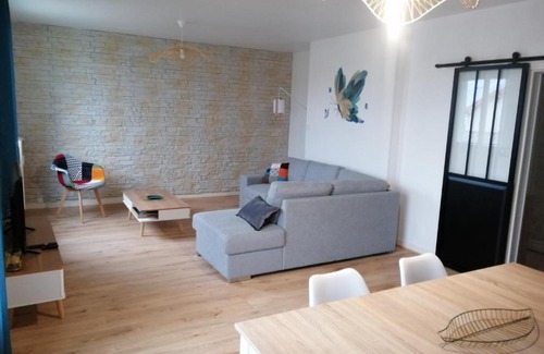Montlucon Apartment | Meublé Jameeli