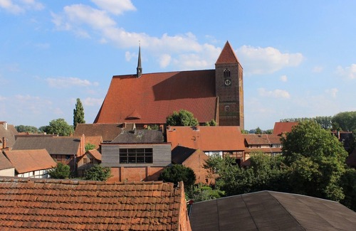 Werben Apartment | Mezzanine floor with terrace in the old commander's house