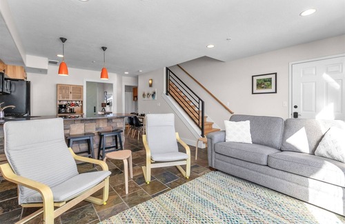 Wolf Creek Condo | MH 609 | Scandinavian Mountain Retreat