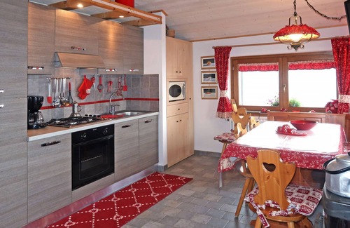 Peglio Apartment | Mia e Giulia by Interhome