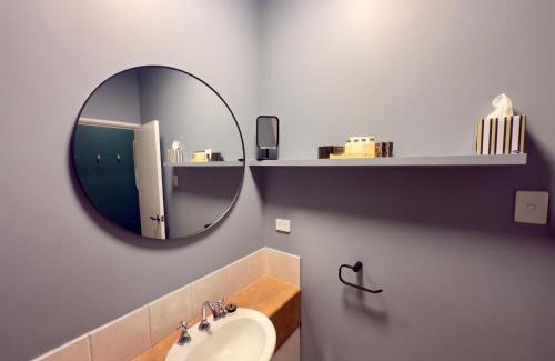 Pelican Point Hotel | Mia Mia