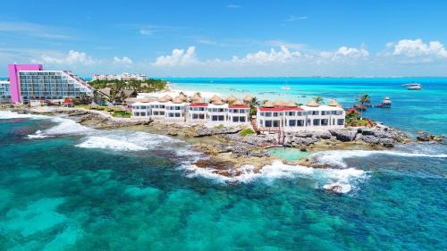 Centro - Supmza 001 Resort | Mia Reef Isla Mujeres Cancun All Inclusive Resort