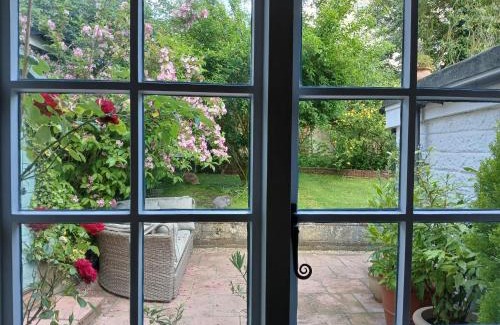 Manningford Bruce Bed & Breakfast | Michaelmas Cottage Upavon