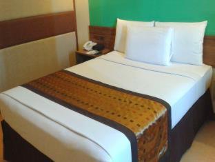 General Santos Hotel | Microtel by Wyndham General Santos