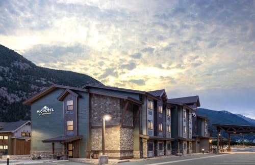 Georgetown Hotel | Microtel Inn & Suites by Wyndham Georgetown Lake