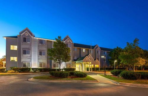 Thurston Hotel | Microtel Inn & Suites by Wyndham Ann Arbor