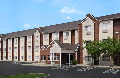 Florence Hotel | Microtel Inn & Suites by Wyndham Florence/Cincinnati Airpo