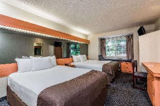 Bethel Hotel | Microtel Inn & Suites by Wyndham Bethel/Danbury