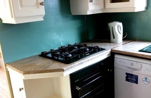 Lisnagunogue Cabin | Midden Manor Country stay on a working dairy farm