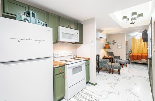 Midland Cottage | Midland's Most Private Tiny Cottage