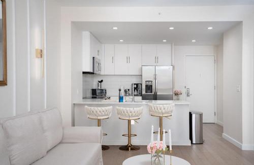 Hoboken Apartment | Midtown View - Minutes to City