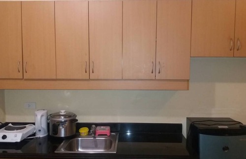 Ususan Hotel | Migz N Tons Place at Cypress Towers