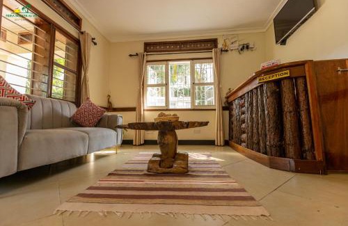 Entebbe House | Miika Botanical Inn Entebbe