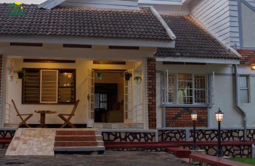 Entebbe House | Miika Botanical Inn Entebbe