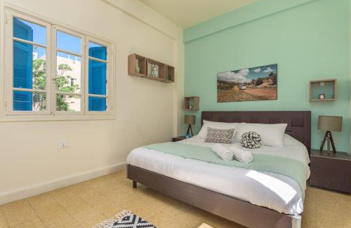 Mar Mikhael Apartment | Mikaella's Cozy 1-BR with 24-7 Electricity