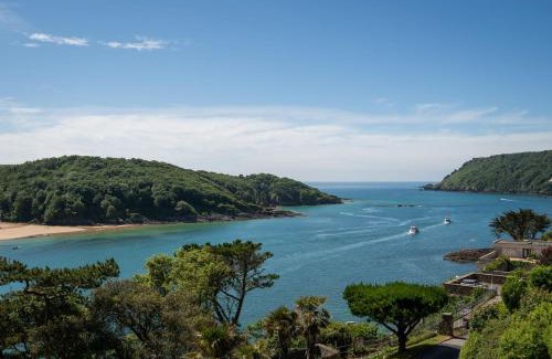 Salcombe House | Mill Bay View