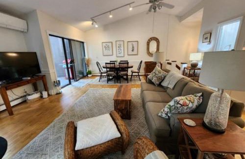 Quechee Apartment | Mill Run 10E