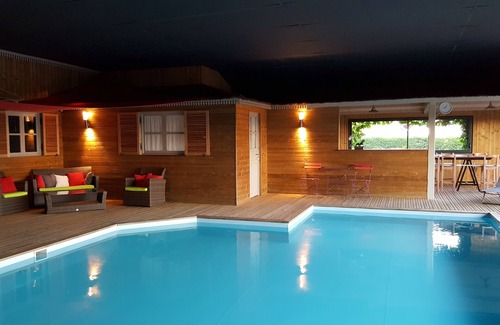Pouzauges House | Mille Roses Gîte de caractère Near Puy du Fou - Indoor swimming pool, sauna and SPA