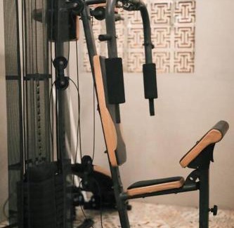 Cihanjuang 1 Villa | Mimi Castle Full AC 1200m2 Private Villa dan Pool Parongpong Lembang