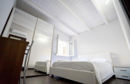 Catanzaro Lido Apartment | Mini Appartamento con giardino in centro