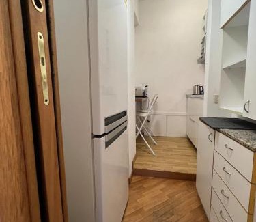 Zona LIV La Giustiniana Apartment | Mini Appartamento con giardino - Lovely studio for 2 with garden