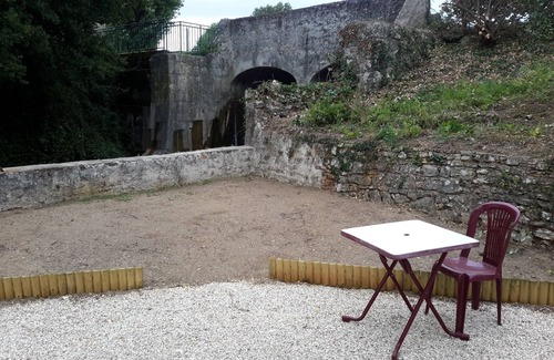 Bonny-sur-Loire Apartment | Mini gîte, studette