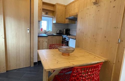 Sierre Apartment | Mini maison à Sierre linges et nettoyage compris