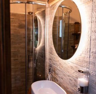 Cisternino Resort | Mini spa in chalet bosco e trullo