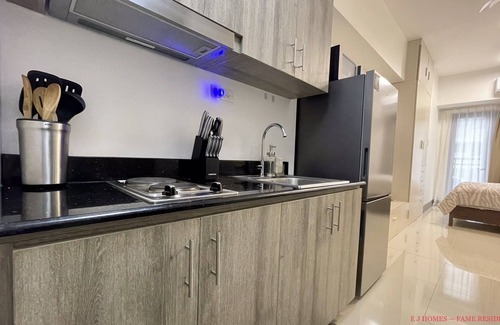 Highway Hills Condo | MINIMALIST, STYLISH, ELEGANT — AT FAME RESIDENCES