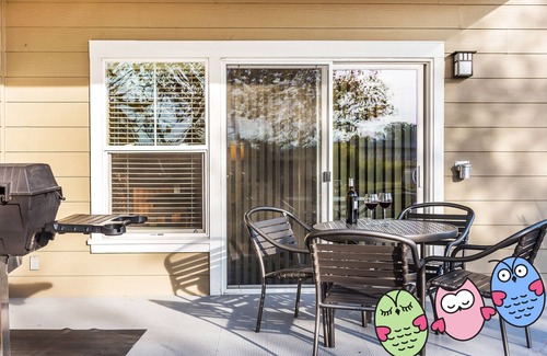 Windsor Condo | Minutes to Dozens of World Class Wineries - 2 Bedroom/2 Bath - Sleeps 6