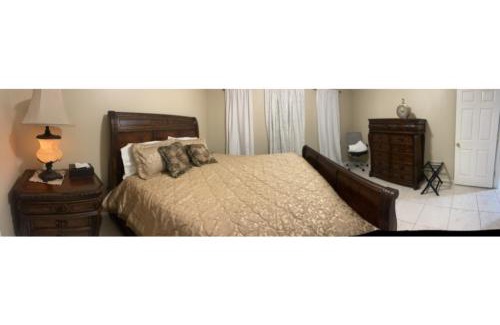 Pharr House | Minutes to Shopping, Dining and Fun Family Stay - Sleeps 6