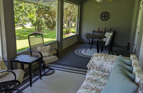 Piedmont House | Minutes to Spanish Springs and Sumpter Landing, pet friendly, renovated kitchen