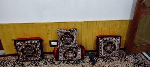 Srinagar House | Mir guest house
