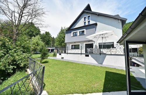 Valea Doftanei Bed & Breakfast | MIRA by Atra