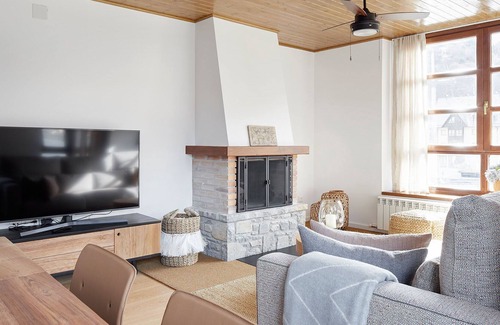 Vielha Apartment | Mirador dera Solana by FeelFree Rentals